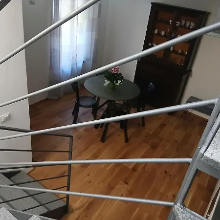 Mora Duplex Di Charme In Como, Civiglio * Côme
